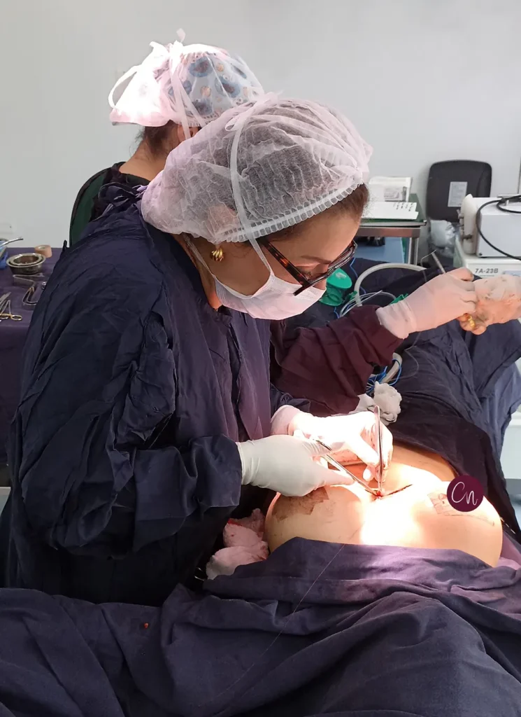 Cirugía abdominal especializada en Bogotá, Dra. Claudia Nieto